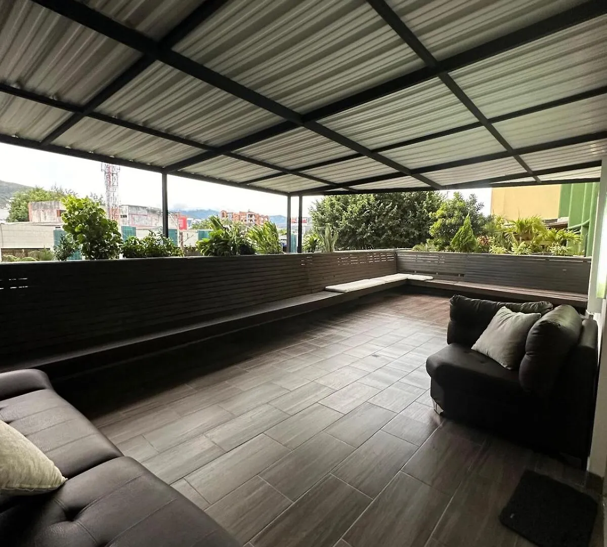 Luxury Apartment Hot Tub In South Cali